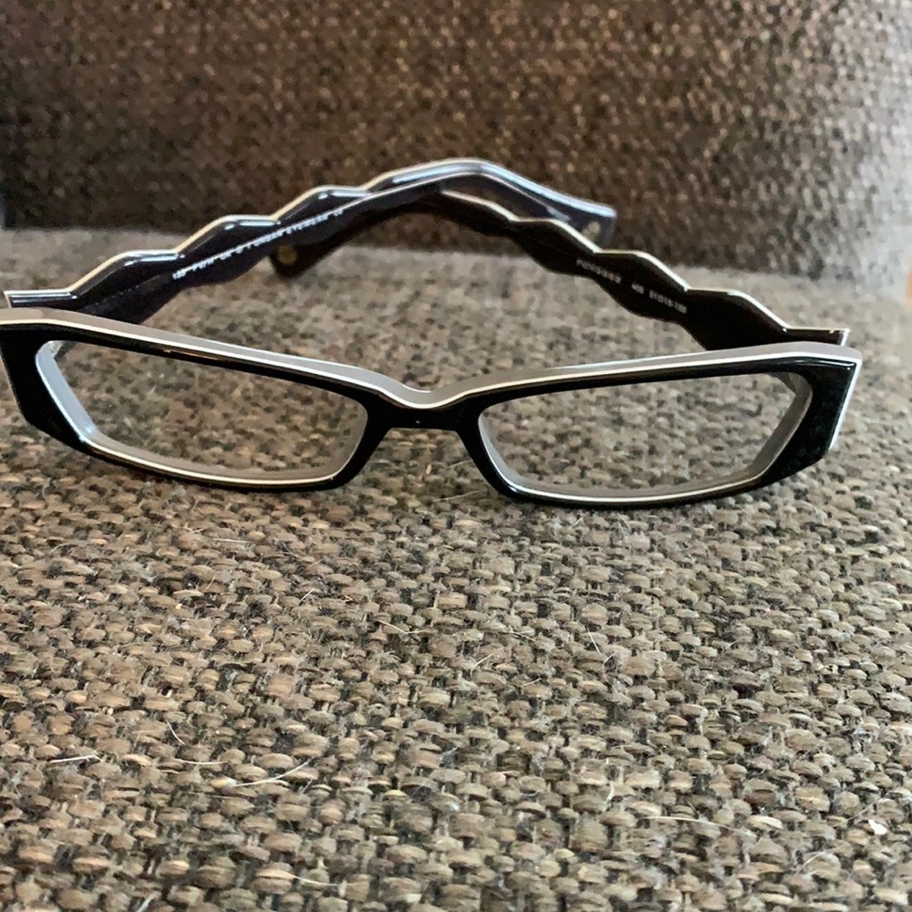 NEW FYSH neutral gray eyeglass with demo lenses
